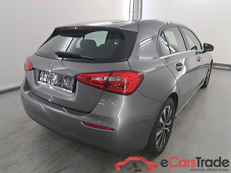 Mercedes A160d Navi 1/2 Sport-Leather KeylessGo Klima PDC ... #3