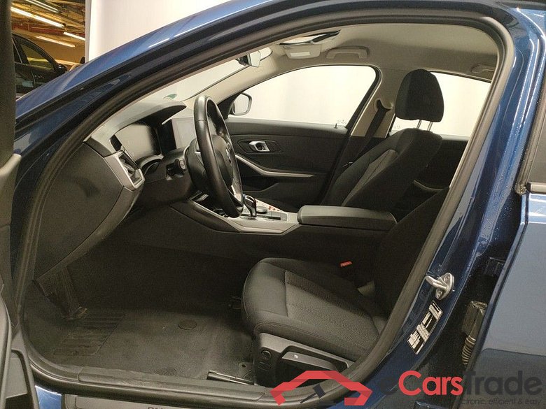 BMW 3 Reeks Berline 316dA (90 kW) 4d #3