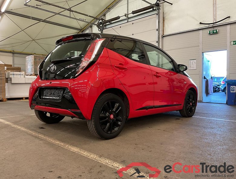 TOYOTA Aygo Aygo 1.0i VVT-i x-music M/M #2