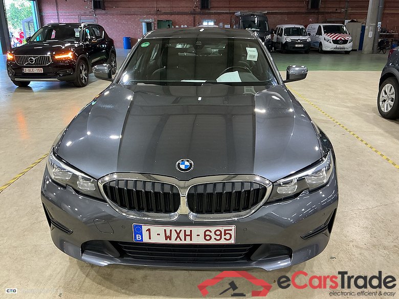 BMW 3-serie 2.0 330E (135KW) BERLINE