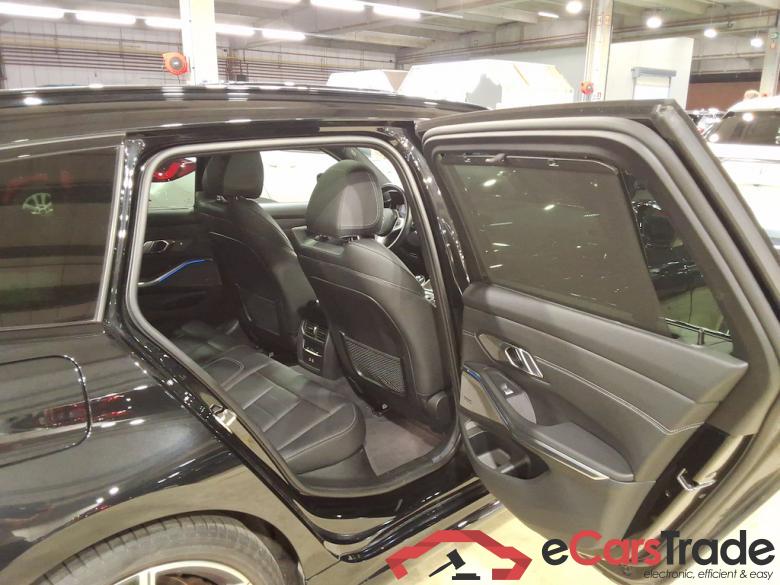 BMW 3 SERIES TOURING 2.0 330E (215KW) TOURING Model M Sport #5