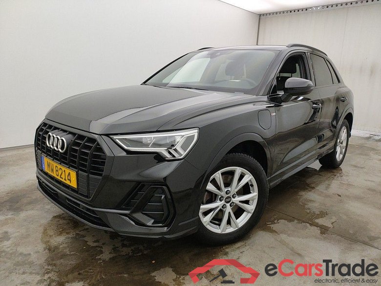 AUDI Q3 - 2019 45 TFSIe 245hp S line S tronic (EU6d-TEMP) 5d