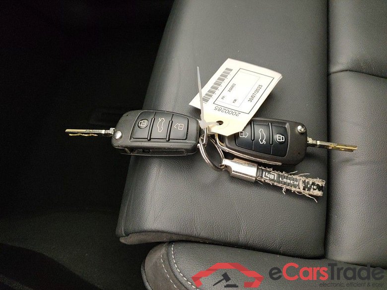 AUDI Q3 - 2019 45 TFSIe 245hp S line S tronic (EU6d-TEMP) 5d #4