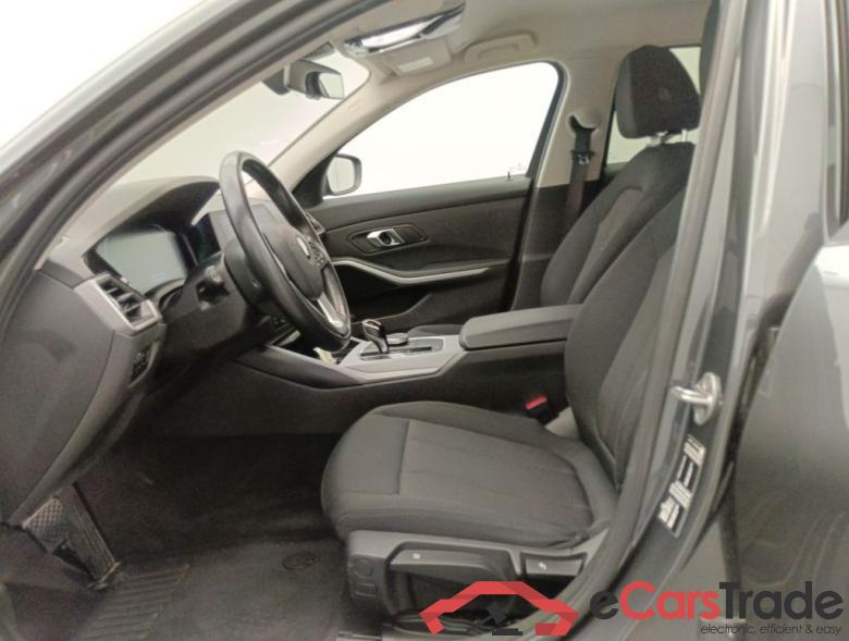 BMW 3 TOURING DIESEL - 2019 318 dA 150hp MHD AdBlue 5d #3