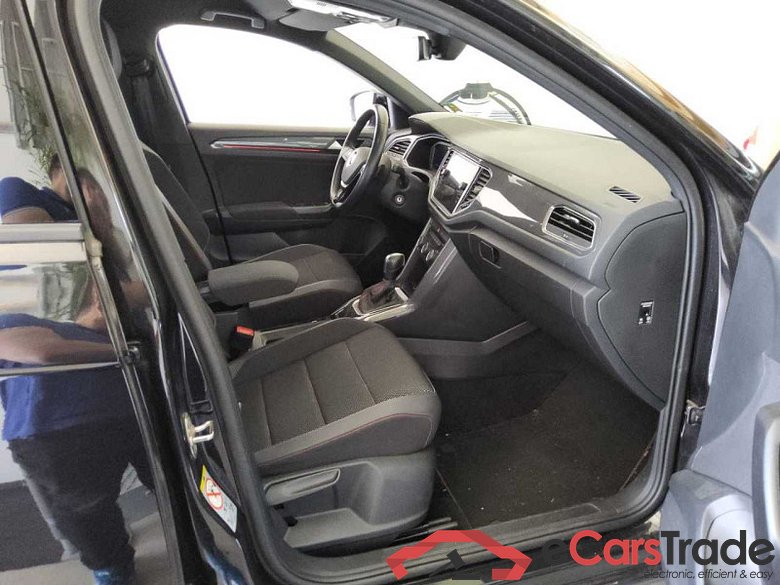 Volkswagen T-Roc (A11)(09.2017->2021) DE - SUV5 1.5 TSI EU6d, Sport OPF (EURO 6d), 2020 - 2022 #6