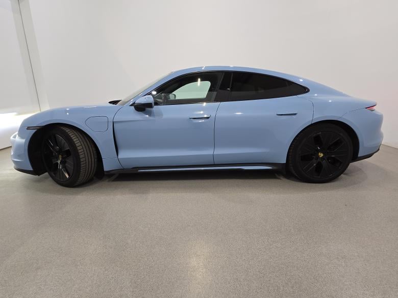 Porsche Taycan Aut. Pano LED-Matrix Virtual Inno Ambient Navi Sport-Leather KeylessGo Camera Klima PDC ... #2