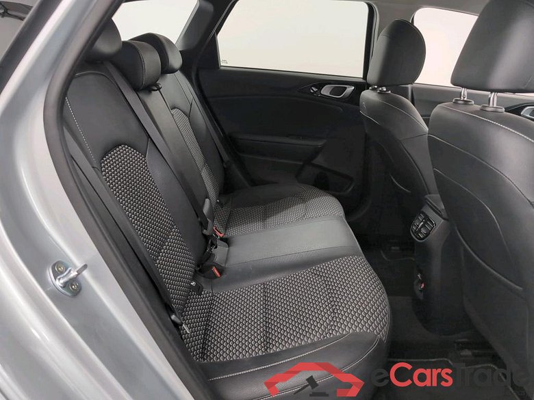 KIA CEE'D SPORTSWAGON 1.6 CRDI 136 MHEV PULSE #6