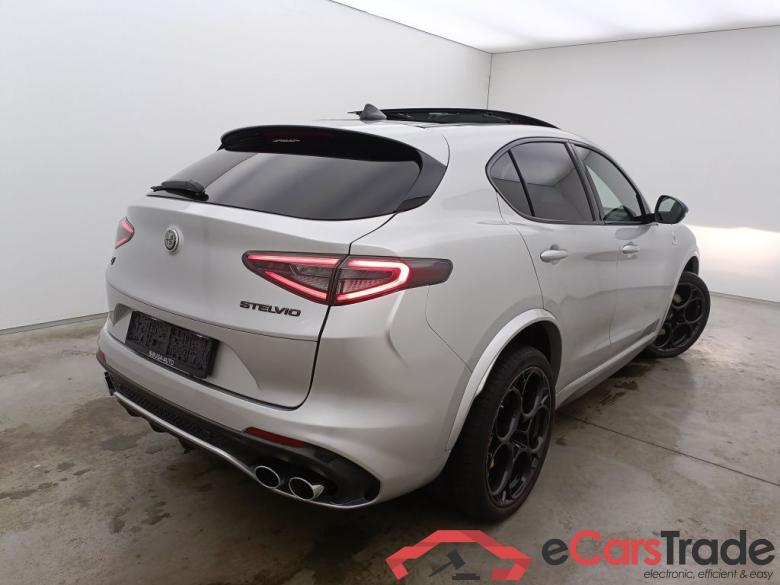 Alfa Romeo Stelvio 2.9 Quadrifoglio 5d #2