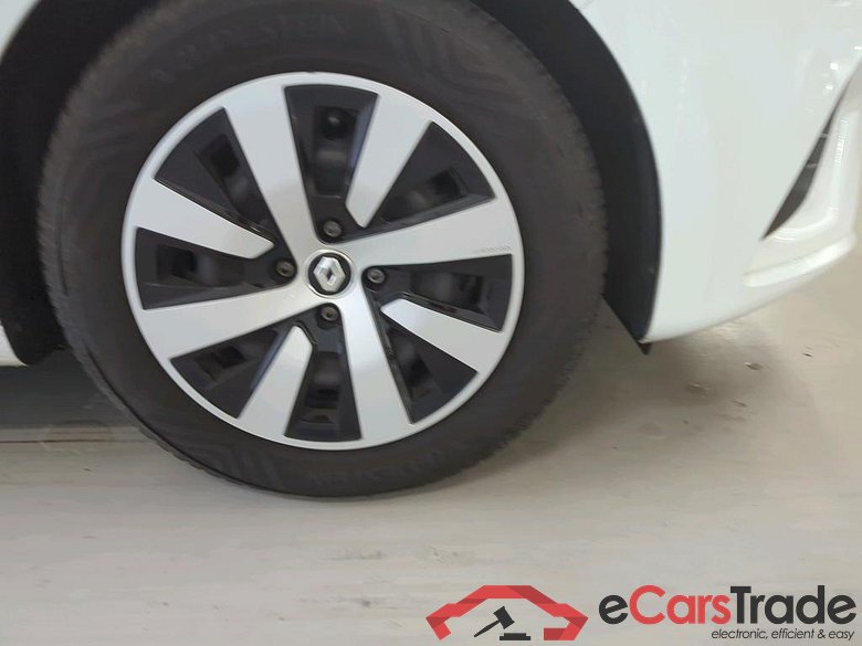 RENAULT CLIO 67 kW #6