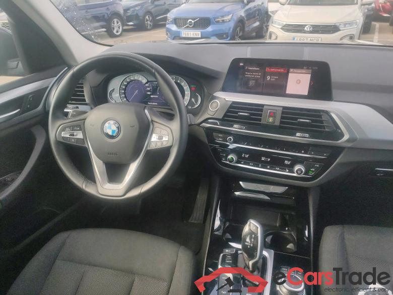 BMW X3 / 2017 / 5P / todoterreno xDrive30e #3