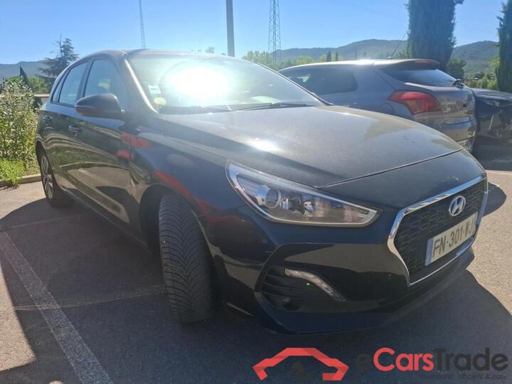 Hyundai i30 1.6 CRDI Aut. Navi KeylessGo Camera Klima PDC ... #2