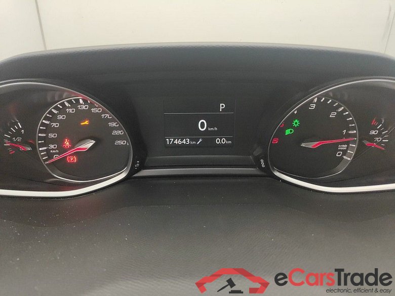 PEUGEOT 308 DIESEL - 2017 1.5 BlueHDi 130 Active Pack S&S 5d #6