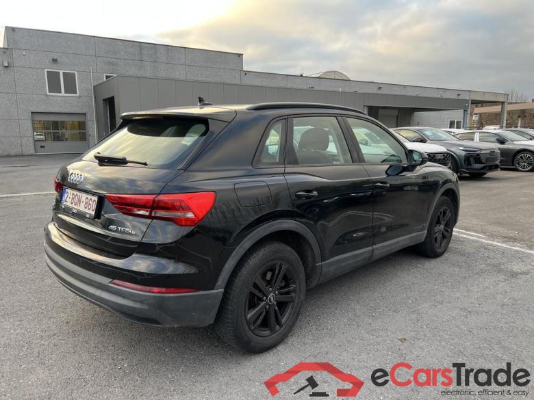 AUDI Q3 PHEV Attraction 45 TFSI e  180(245) kW(pk) S tronic #4