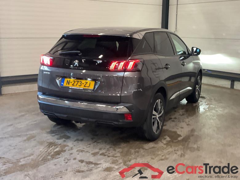 PEUGEOT 3008 1.2 PureTech Allure #3