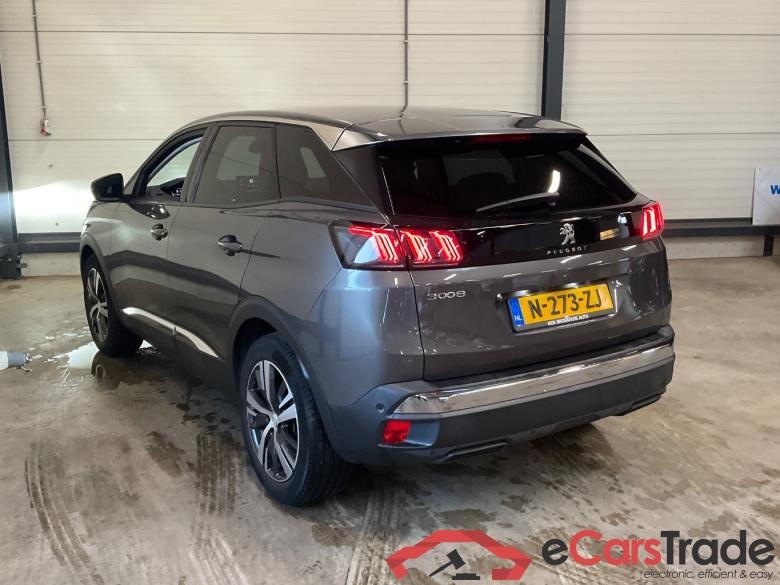 PEUGEOT 3008 1.2 PureTech Allure #4