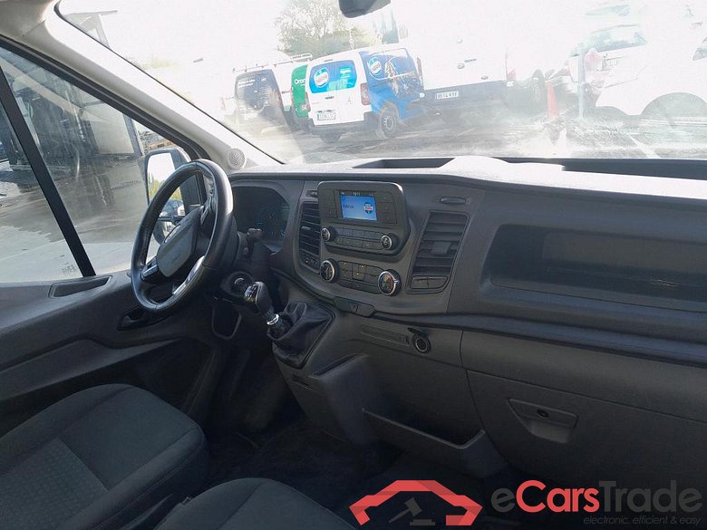 FORD Transit / 2013 / 4P / furgón 350 96kW L3H2 Van Trend FWD MHEV #3