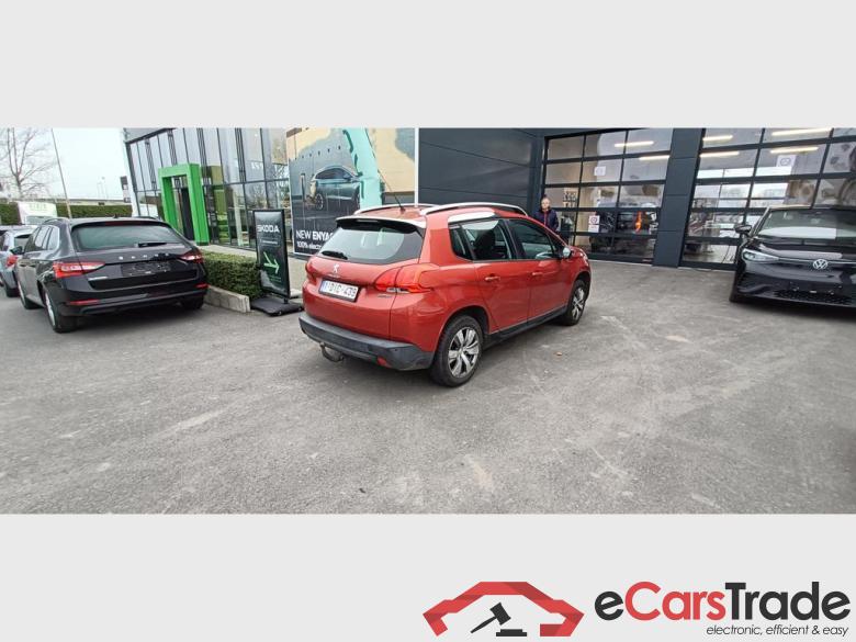 PEUGEOT 2008 1.2i PureTech Active #4