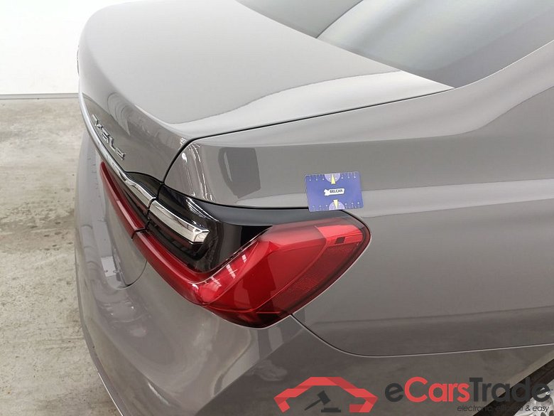 BMW 7 - 2019 745eAL 286 Long Plug-In Hybrid (EU6d-TEMP) 4d Auto #4