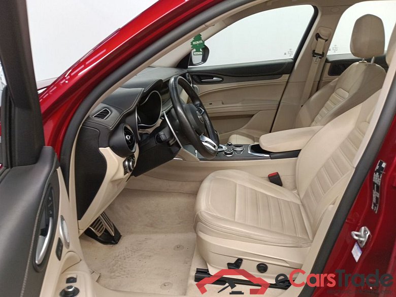 Alfa Romeo Stelvio 2.2 D 210 Villa D'Este AWD 5d #3
