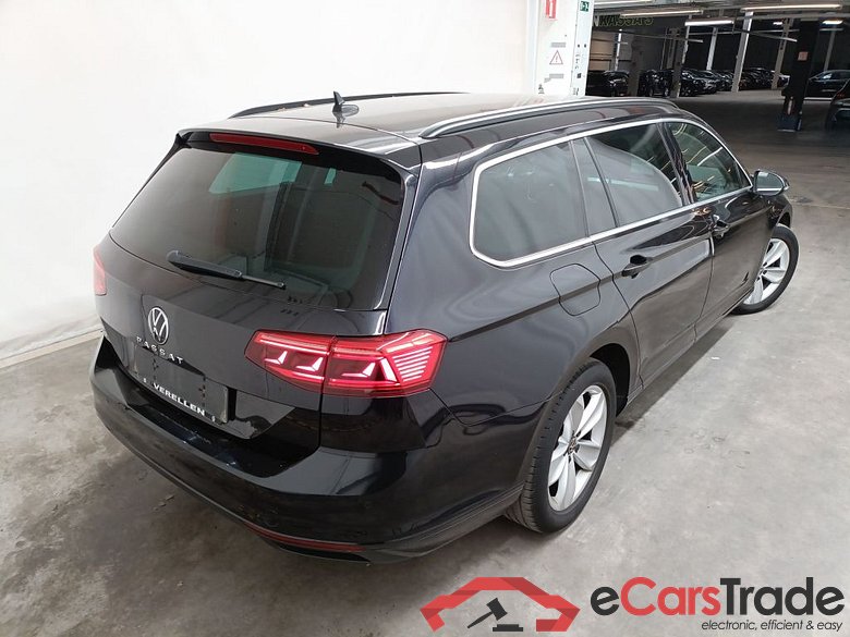 Volkswagen Passat Variant 2.0 TDI 90kW DSG Style Business 5d #2