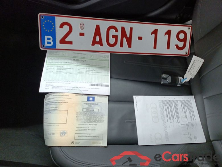 Audi A4 Avant 2.0 30 TDi 100kW S tronic Business Ed 5d #4