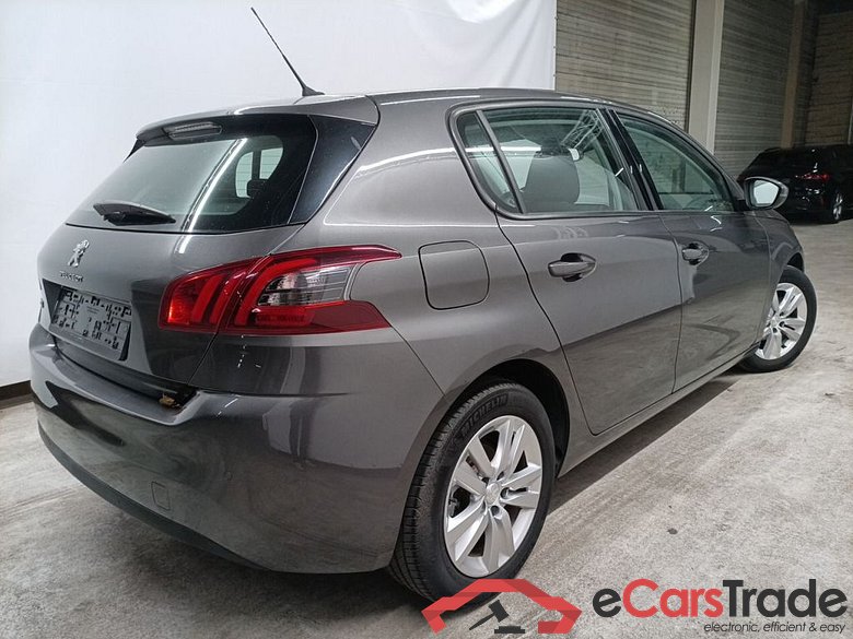 Peugeot 308 1.2 PureTech 110 S&S Active 5d #2