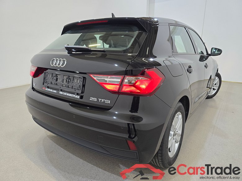 Audi A1 Sportback 1.0 25 TFSI Aut. Virtual Navi Klima PDC ... #4