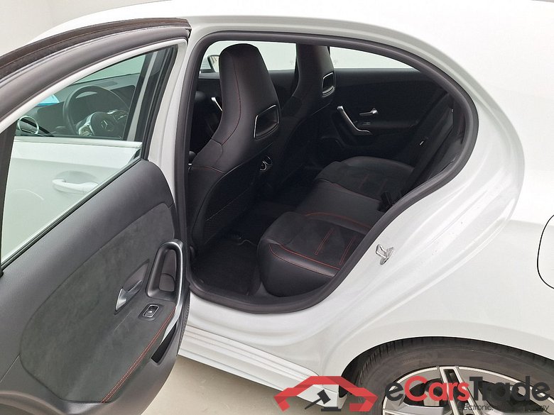 Mercedes, A-Class '18, Mercedes-Benz A-Klasse A 220 4MATIC 5d #4