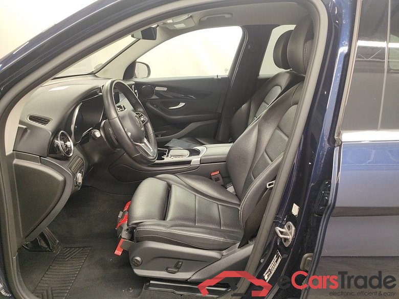 Mercedes-Benz GLC GLC 200 d Business Solution 5d #3