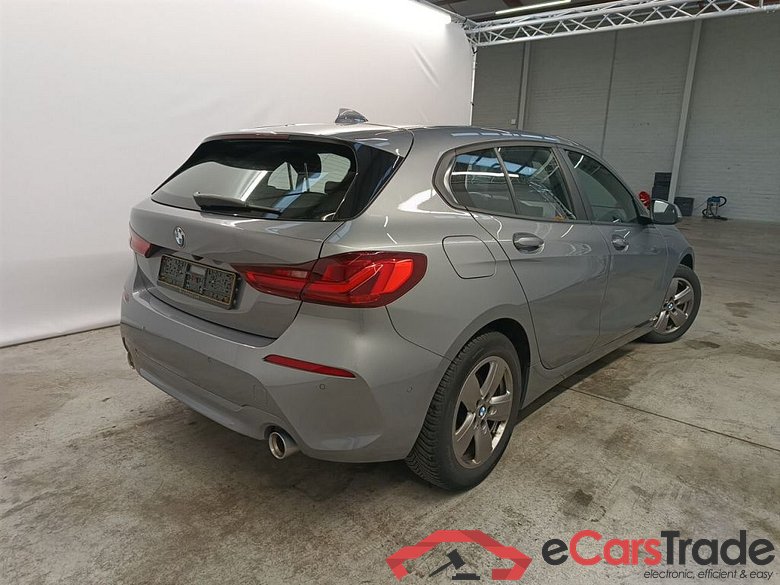 BMW 1 HATCH DIESEL - 2019 118 dA 150hp (EU6AP) 5d #2