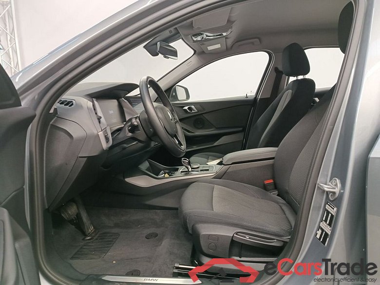 BMW 1 HATCH DIESEL - 2019 118 dA 150hp (EU6AP) 5d #3