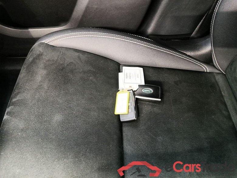 LAND ROVER RANGE ROVER VELAR DIESEL 2.0 TD4 200 MHEV D200 5d #4