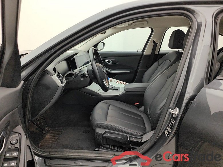 BMW 3 Reeks Berline 320dA (120 kW) 4d #3