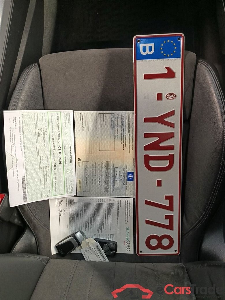 Audi Q5 Business Edition Sport 35 TDI 5d #4