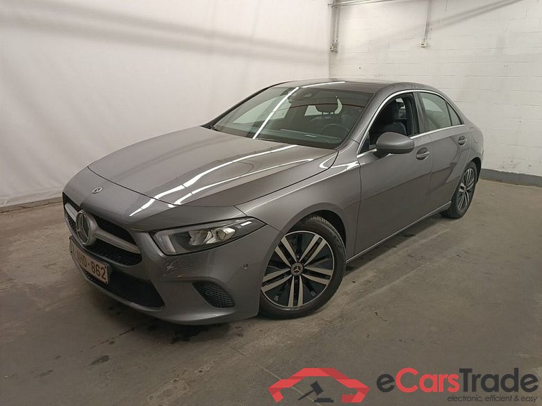 Mercedes-Benz A-Klasse Limousine A 200d Business Solution Limited 4d #1