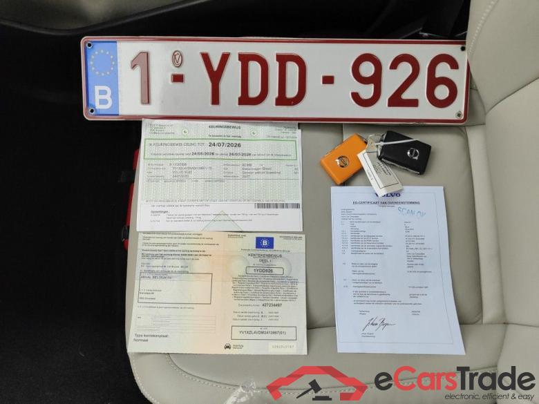 Volvo XC40 T2 Geartronic Momentum Pro 5d #4