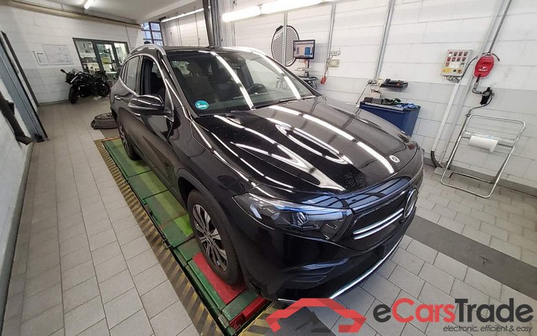 Mercedes-Benz EQA (BM 243)(02.2021->) DE - SUV5 300, AMG Line 4Matic, 2021 - 2023 #2