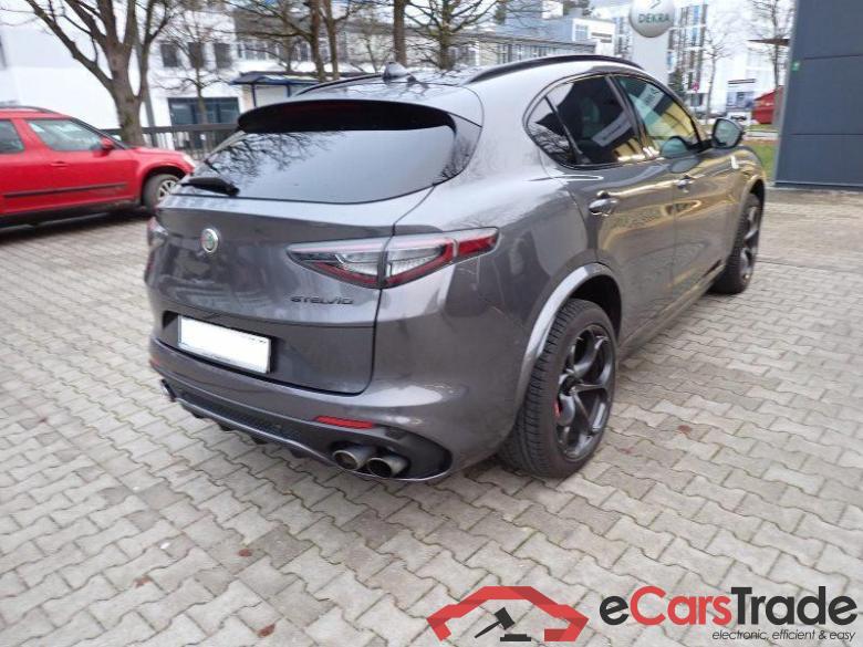 Alfa Romeo Stelvio (630)(2017->) DE - SUV5 2.9 V6 Bi-turbo EU6d, Quadrifoglio Q4 (EURO 6d), (Facelift) 2020 - 202 #3