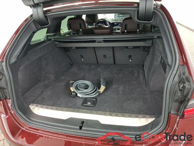 BMW 3-serie Touring 320e Business Edition Plus 5D 150kW #5
