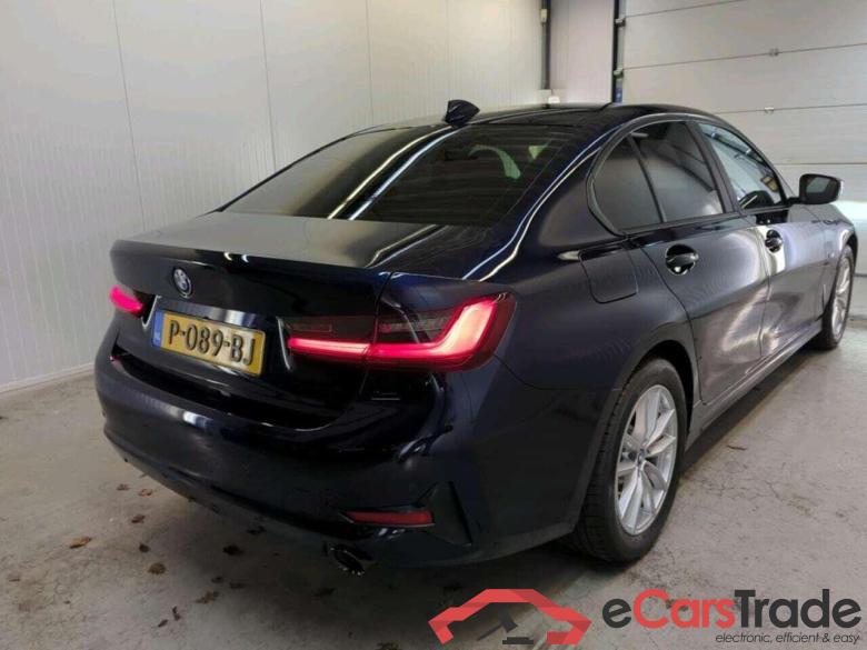 BMW 3-serie 320e Bns Ed. Pl. #2