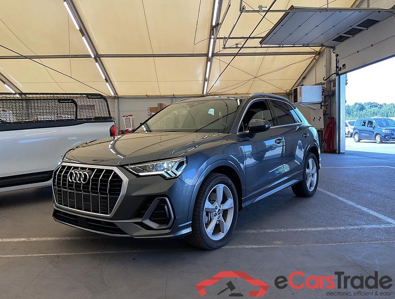 AUDI Q3 Audi Q3  S line 45 TFSI e  180(245) kW(ch) S tronic