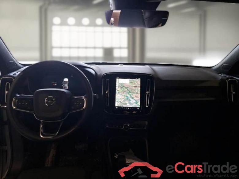 VOLVO C40 / 2021 / 5P / CROSSOVER RECHARGE TWIN PLUS #3