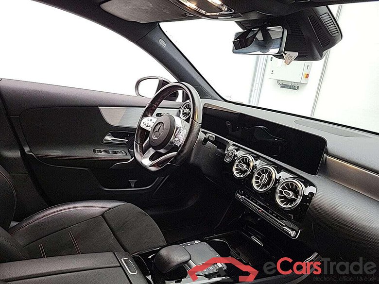 MERCEDES-BENZ A-klasse 200 Business Solution AMG DCT #3