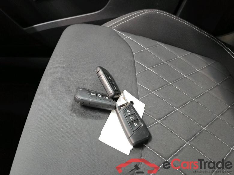 SKODA Karoq 110 kW #6