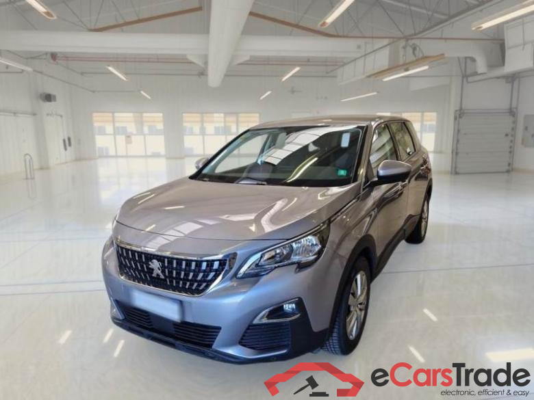 PEUGEOT 5008 / 2017 / 5P / SUV BLUEHDI 130 BUSINESS EAT8 S/S AUT.