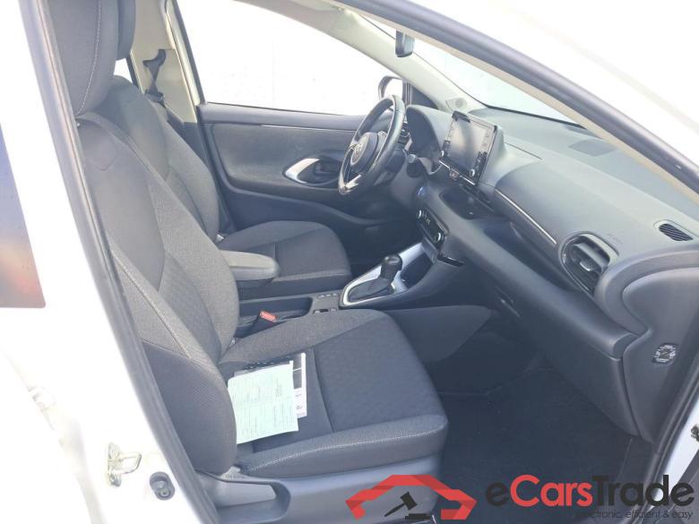 TOYOTA Yaris / 2020 / 5P / berlina con portón 1.5 120H Active Tech #6