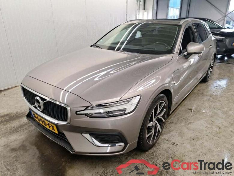 VOLVO V60 2.0 T6 TE AWD MomPro #1