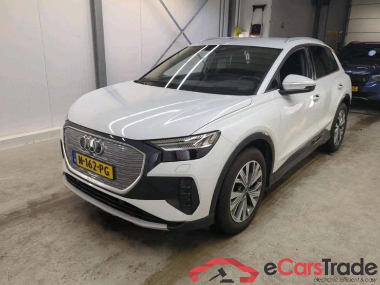 AUDI Q4 e-tron 40 L ed. Adv. 77 kWh #1
