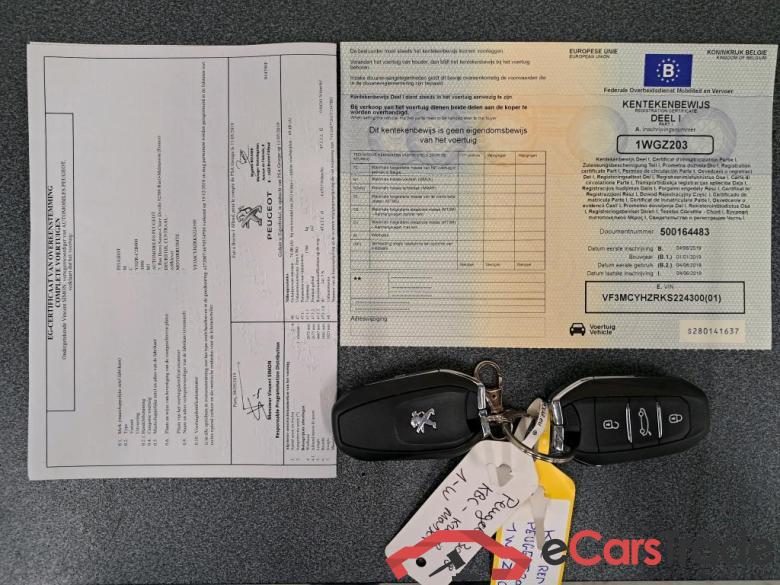 PEUGEOT - PEU 3008 BlueHDi 130PK EAT8 GT Line With Heated Seats & DAB & VisioPark II & Pano Roof #4