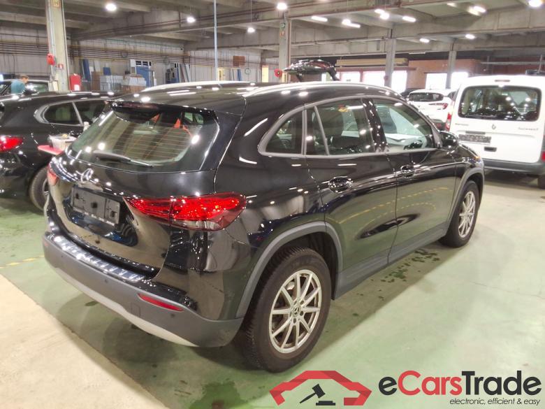 MERCEDES-BENZ GLA 2.0 GLA 180 D DCT BUSINESS SOLUTION ESS #4